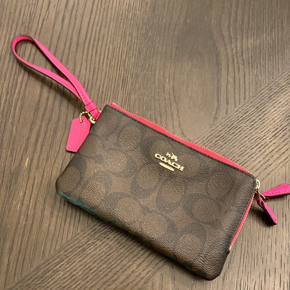 Wristlet